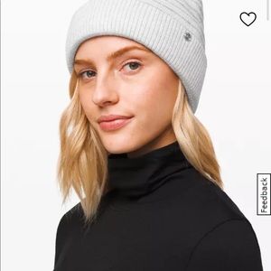 Lululemon Sweet & Sherpa Beanie